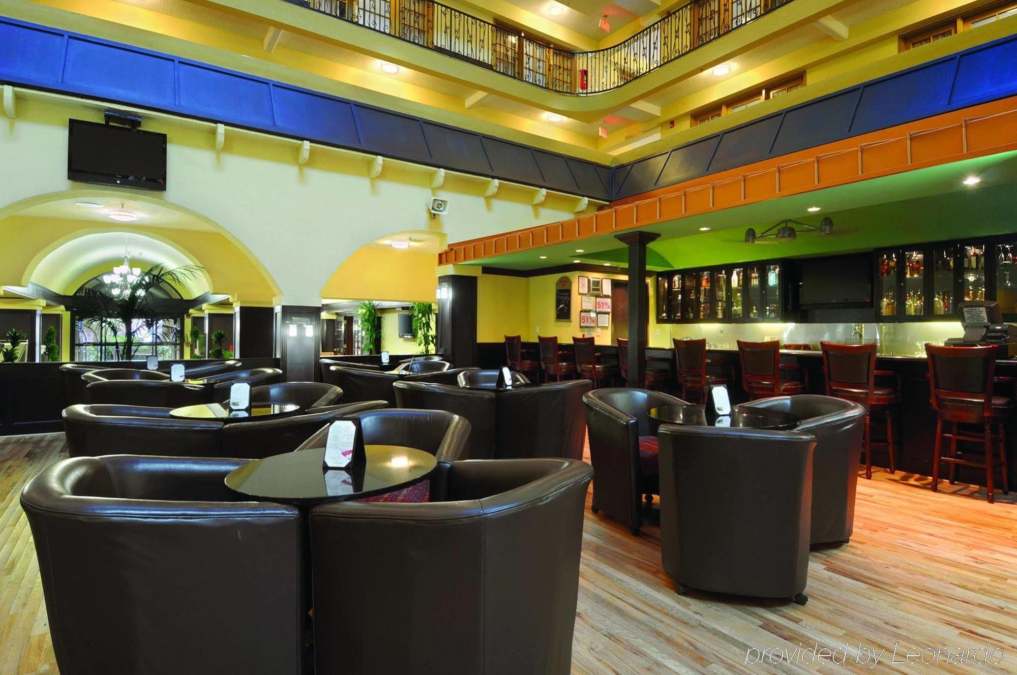 Crowne Plaza Suites Houston - Near Sugar Land Étterem fotó