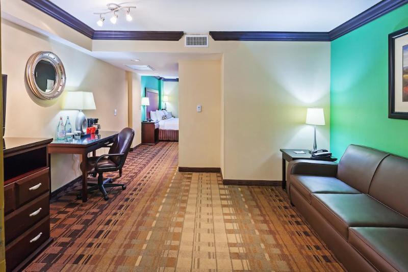 Crowne Plaza Suites Houston - Near Sugar Land Kültér fotó